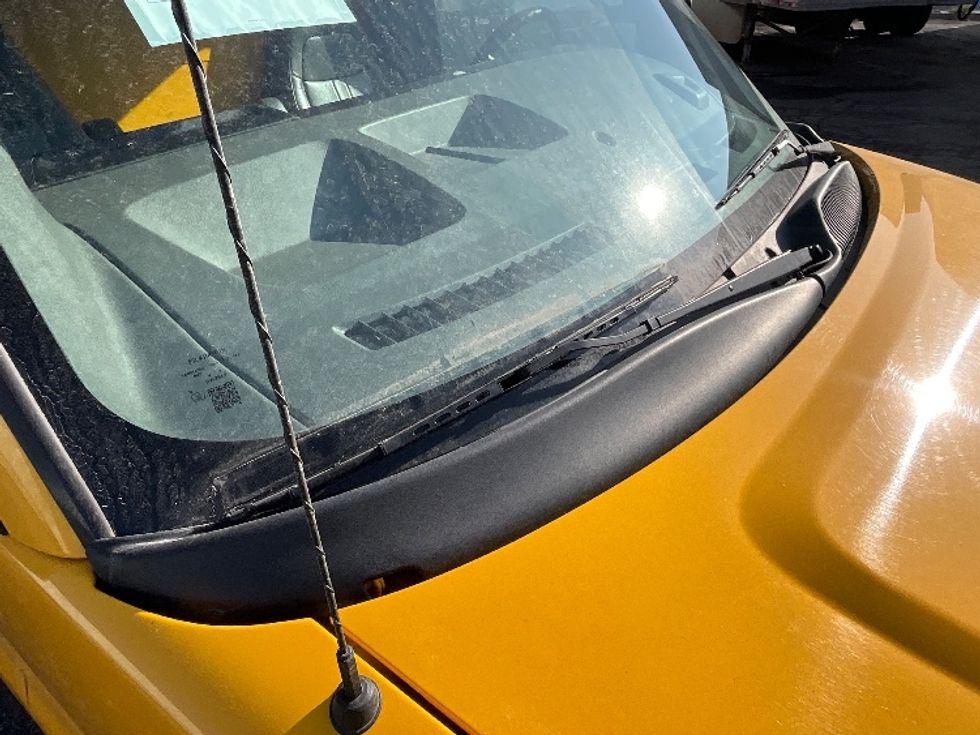 Light Duty Box Truck-Light and Medium Duty Trucks-GMC-2021-Savana G33903-West Valley City-UT-114,586\n\t\tmiles-$ 26,250 - Image 28