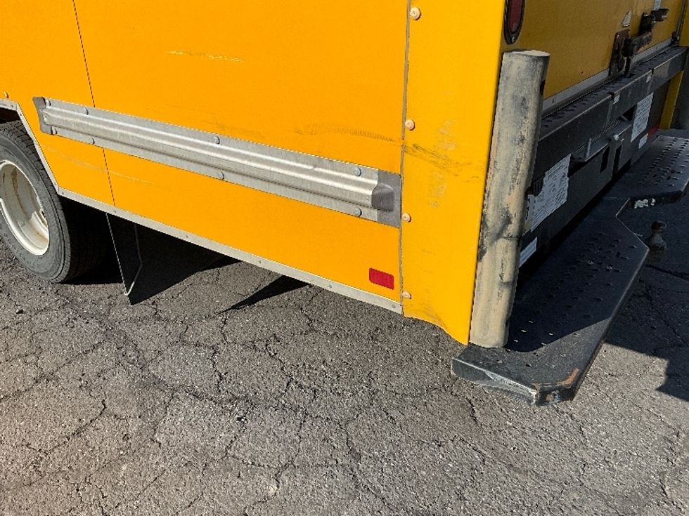 Light Duty Box Truck-Light and Medium Duty Trucks-GMC-2021-Savana G33903-West Valley City-UT-114,586\n\t\tmiles-$ 26,250 - Image 25