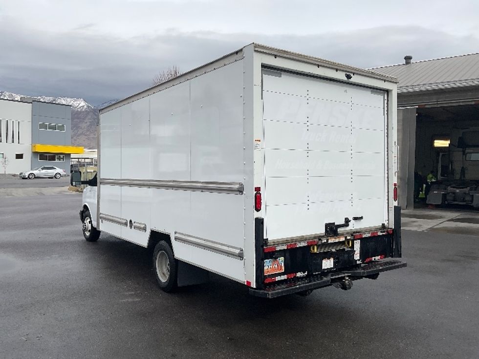 Light Duty Box Truck-Light and Medium Duty Trucks-GMC-2021-Savana G33903-West Valley City-UT-82,650\n\t\tmiles-$ 33,000 - Image 6