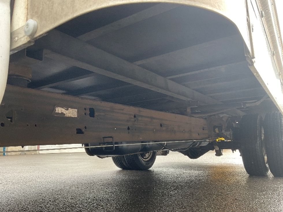 Light Duty Box Truck-Light and Medium Duty Trucks-GMC-2021-Savana G33903-West Valley City-UT-82,650\n\t\tmiles-$ 33,000 - Image 5