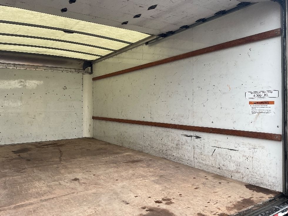 Light Duty Box Truck-Light and Medium Duty Trucks-GMC-2021-Savana G33903-West Valley City-UT-82,650\n\t\tmiles-$ 33,000 - Image 12