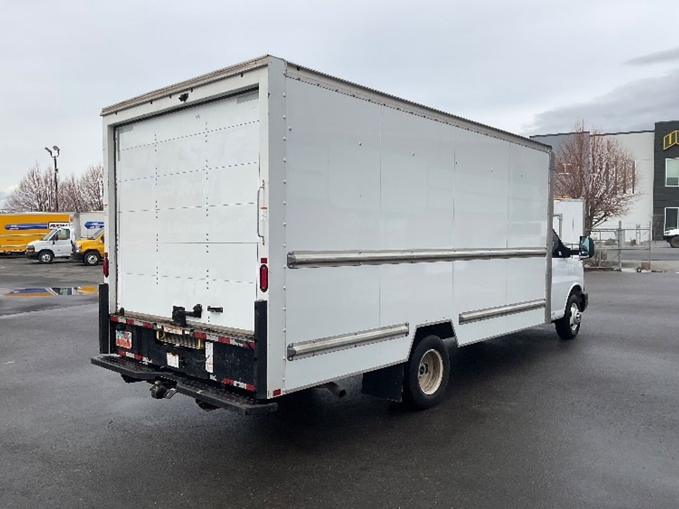 Light Duty Box Truck-Light and Medium Duty Trucks-GMC-2021-Savana G33903-West Valley City-UT-82,650\n\t\tmiles-$ 33,000 - Image 13