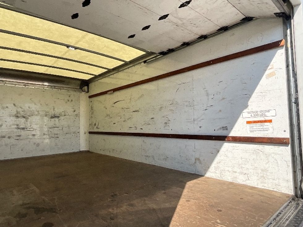 Light Duty Box Truck-Light and Medium Duty Trucks-GMC-2021-Savana G33903-West Valley City-UT-91,562\n\t\tmiles-$ 32,000 - Image 12