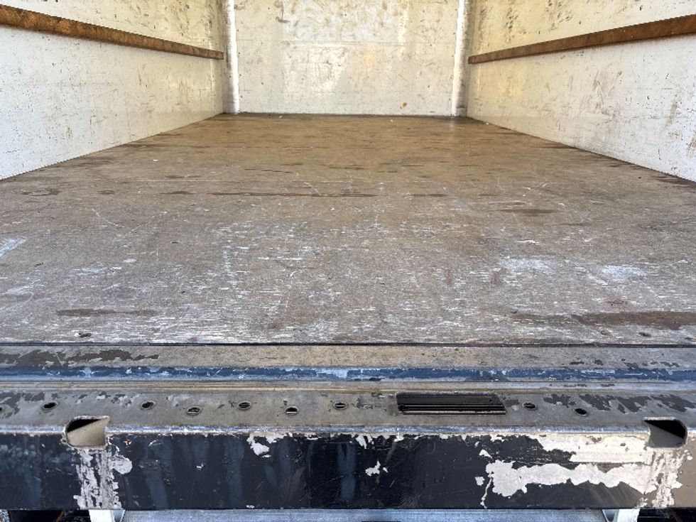 Light Duty Box Truck-Light and Medium Duty Trucks-GMC-2021-Savana G33903-West Valley City-UT-94,178\n\t\tmiles-$ 31,750 - Image 9