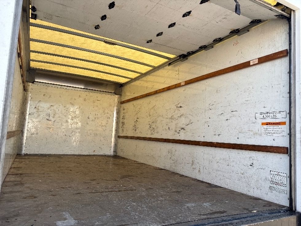 Light Duty Box Truck-Light and Medium Duty Trucks-GMC-2021-Savana G33903-West Valley City-UT-94,178\n\t\tmiles-$ 31,750 - Image 11