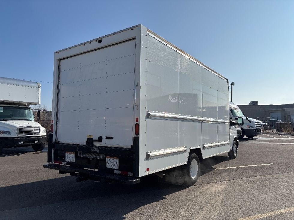 Light Duty Box Truck-Light and Medium Duty Trucks-GMC-2021-Savana G33903-West Valley City-UT-94,178\n\t\tmiles-$ 31,750 - Image 12