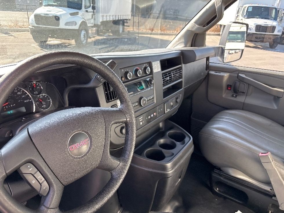 Light Duty Box Truck-Light and Medium Duty Trucks-GMC-2021-Savana G33903-West Valley City-UT-94,178\n\t\tmiles-$ 31,750 - Image 16