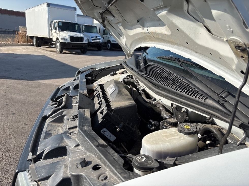 Light Duty Box Truck-Light and Medium Duty Trucks-GMC-2021-Savana G33903-West Valley City-UT-94,178\n\t\tmiles-$ 31,750 - Image 23