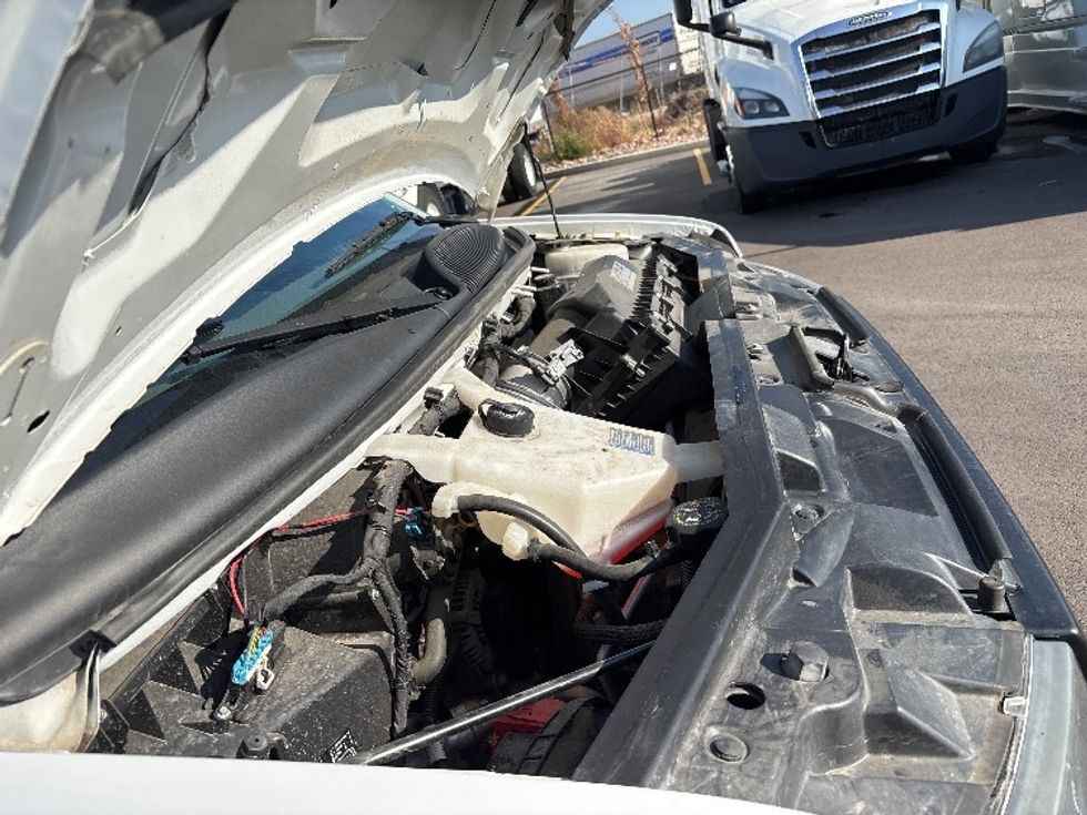 Light Duty Box Truck-Light and Medium Duty Trucks-GMC-2021-Savana G33903-West Valley City-UT-94,178\n\t\tmiles-$ 31,750 - Image 22