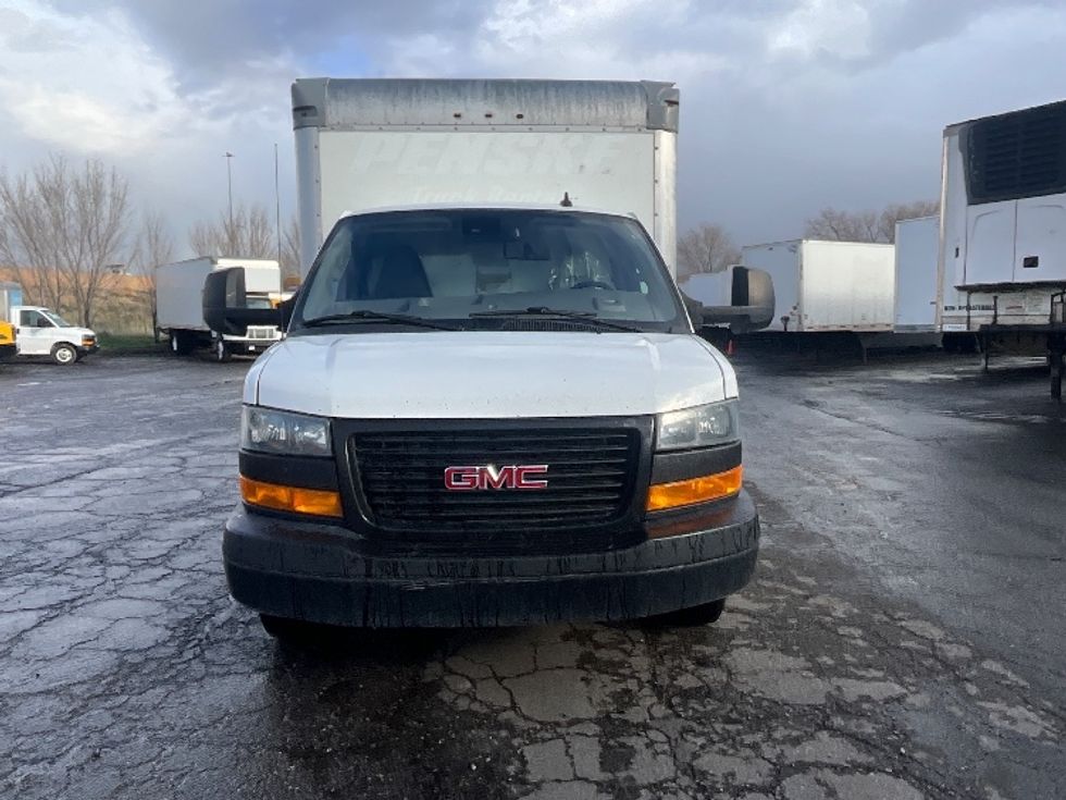 Light Duty Box Truck-Light and Medium Duty Trucks-GMC-2021-Savana G33903-West Valley City-UT-96,808\n\t\tmiles-$ 31,500 - Image 2