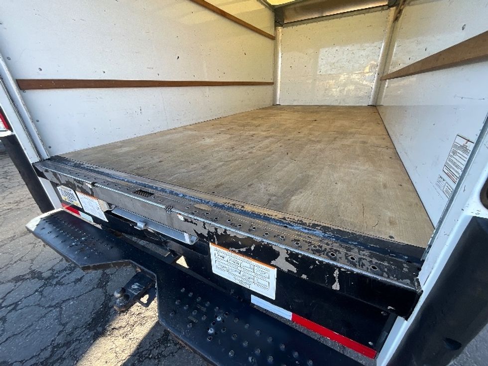 Light Duty Box Truck-Light and Medium Duty Trucks-GMC-2021-Savana G33903-West Valley City-UT-96,808\n\t\tmiles-$ 31,500 - Image 10