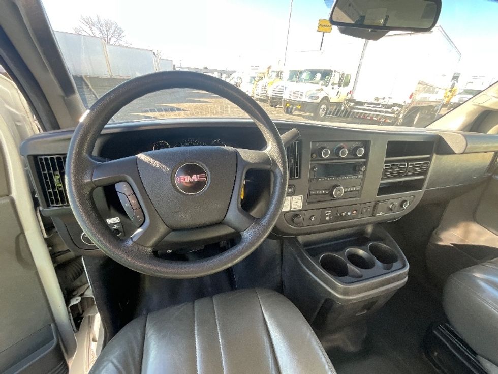 Light Duty Box Truck-Light and Medium Duty Trucks-GMC-2021-Savana G33903-West Valley City-UT-96,808\n\t\tmiles-$ 31,500 - Image 18