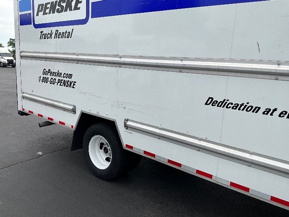 Light Duty Box Truck-Light and Medium Duty Trucks-GMC-2021-Savana G33903-Westfield-MA-107,617\n\t\tmiles-$ 26,000 - Image 14