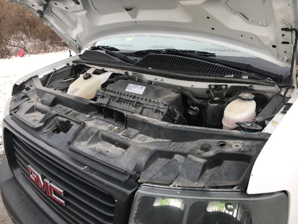 Light Duty Box Truck-Light and Medium Duty Trucks-GMC-2021-Savana G33903-White Deer-PA-102,670\n\t\tmiles-$ 29,500 - Image 20