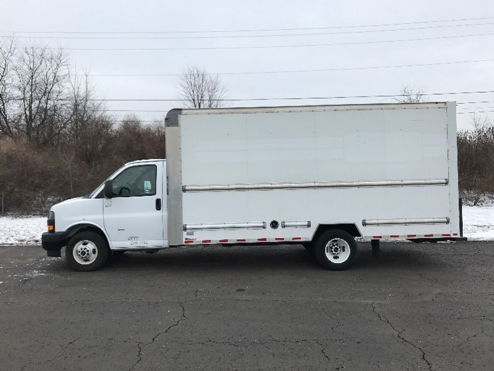 Light Duty Box Truck-Light and Medium Duty Trucks-GMC-2021-Savana G33903-White Deer-PA-102,670\n\t\tmiles-$ 29,500 - Image 4