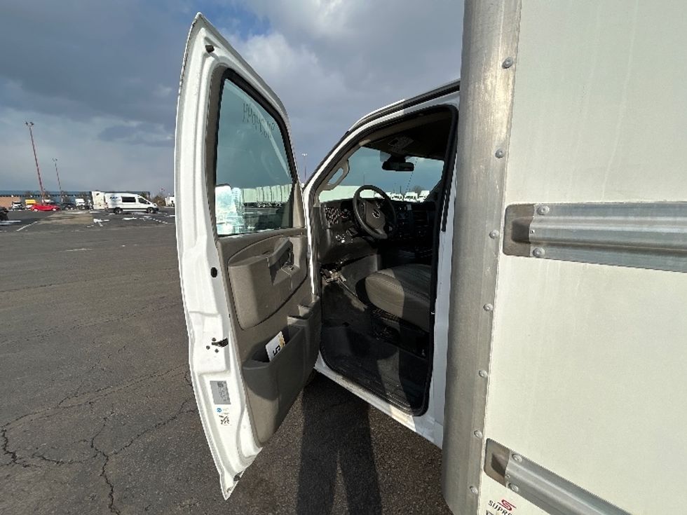 Light Duty Box Truck-Light and Medium Duty Trucks-GMC-2021-Savana G33903-White Deer-PA-108,216\n\t\tmiles-$ 27,750 - Image 15