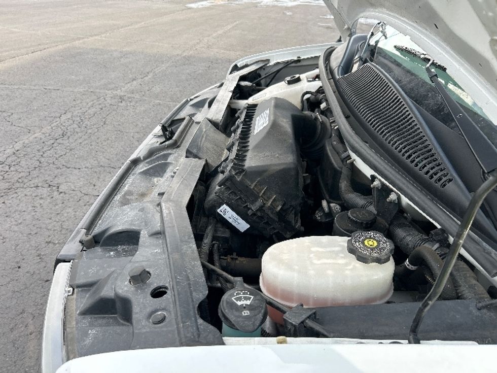 Light Duty Box Truck-Light and Medium Duty Trucks-GMC-2021-Savana G33903-White Deer-PA-108,216\n\t\tmiles-$ 27,750 - Image 23