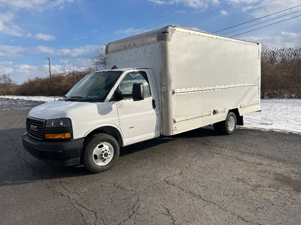 Light Duty Box Truck-Light and Medium Duty Trucks-GMC-2021-Savana G33903-White Deer-PA-108,216\n\t\tmiles-$ 27,750 - Image 3