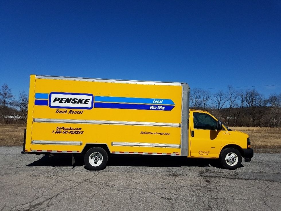 Light Duty Box Truck-Light and Medium Duty Trucks-GMC-2021-Savana G33903-White Deer-PA-84,188\n\t\tmiles-$ 29,000 - Image 15