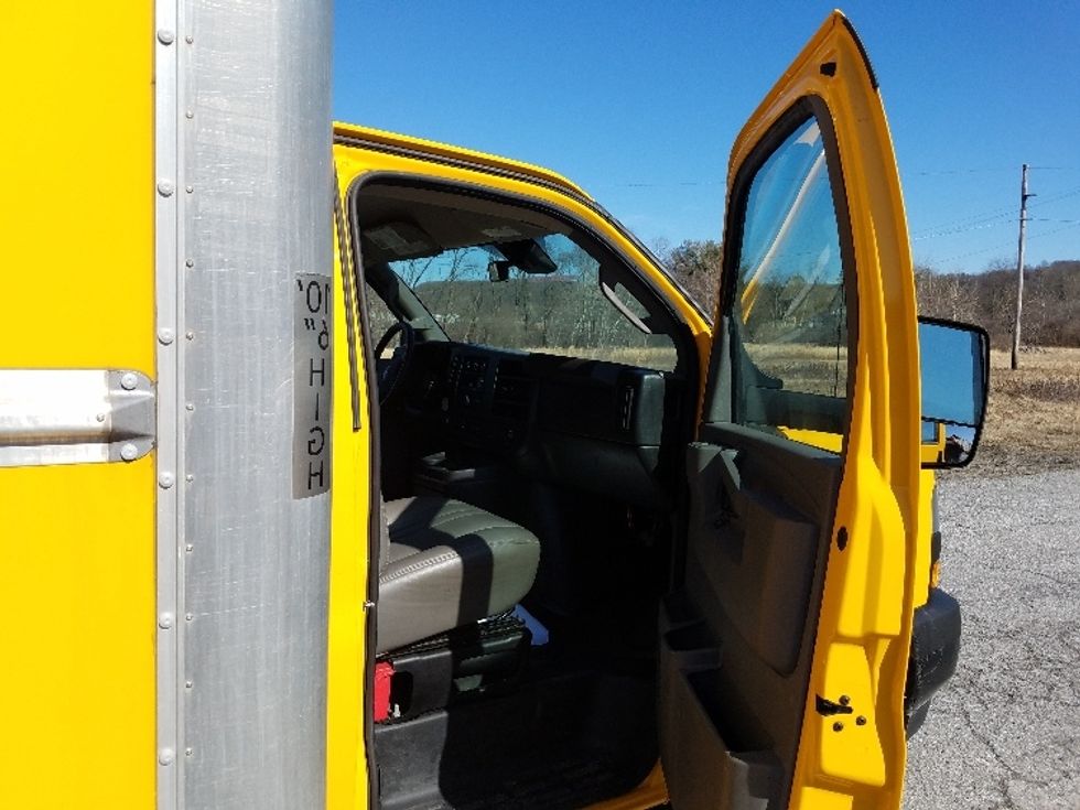 Light Duty Box Truck-Light and Medium Duty Trucks-GMC-2021-Savana G33903-White Deer-PA-84,188\n\t\tmiles-$ 29,000 - Image 19