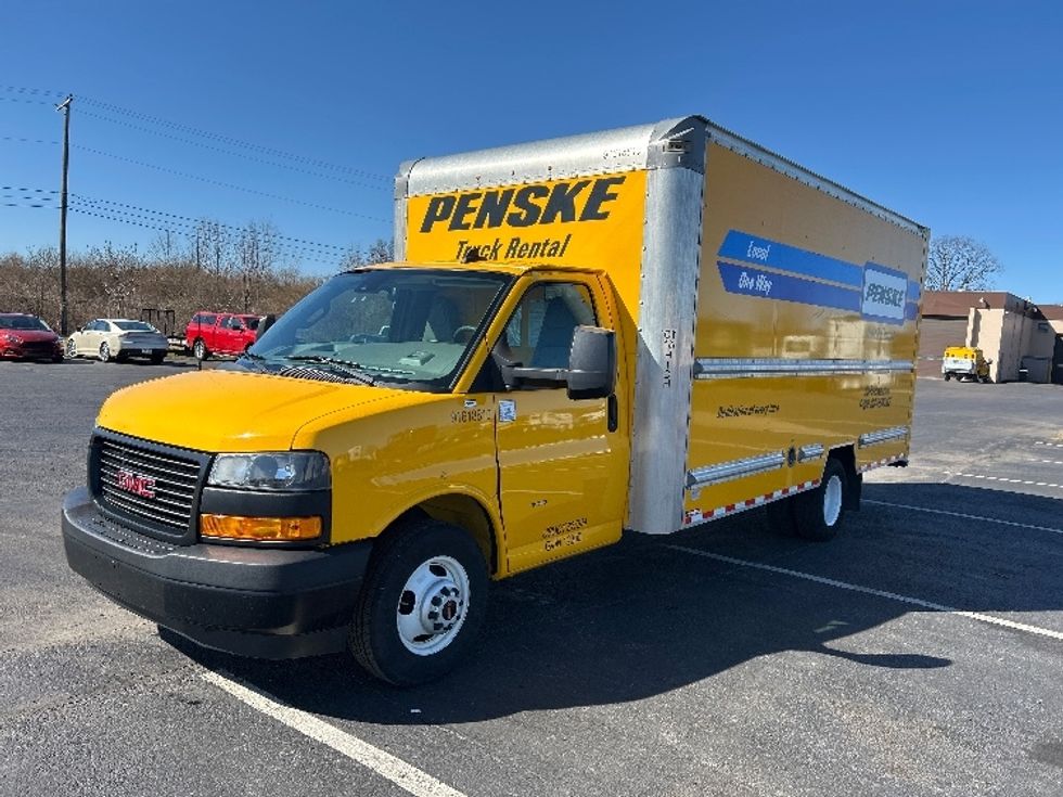 Light Duty Box Truck-Light and Medium Duty Trucks-GMC-2021-Savana G33903-White Deer-PA-86,817\n\t\tmiles-$ 26,750 - Image 3