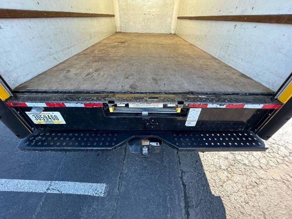 Light Duty Box Truck-Light and Medium Duty Trucks-GMC-2021-Savana G33903-White Deer-PA-86,817\n\t\tmiles-$ 26,750 - Image 9