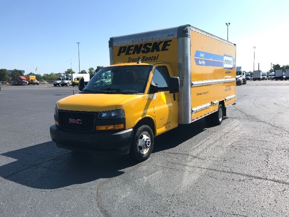 Light Duty Box Truck-Light and Medium Duty Trucks-GMC-2021-Savana G33903-White Deer-PA-90,684\n\t\tmiles-$ 25,250 - Image 3