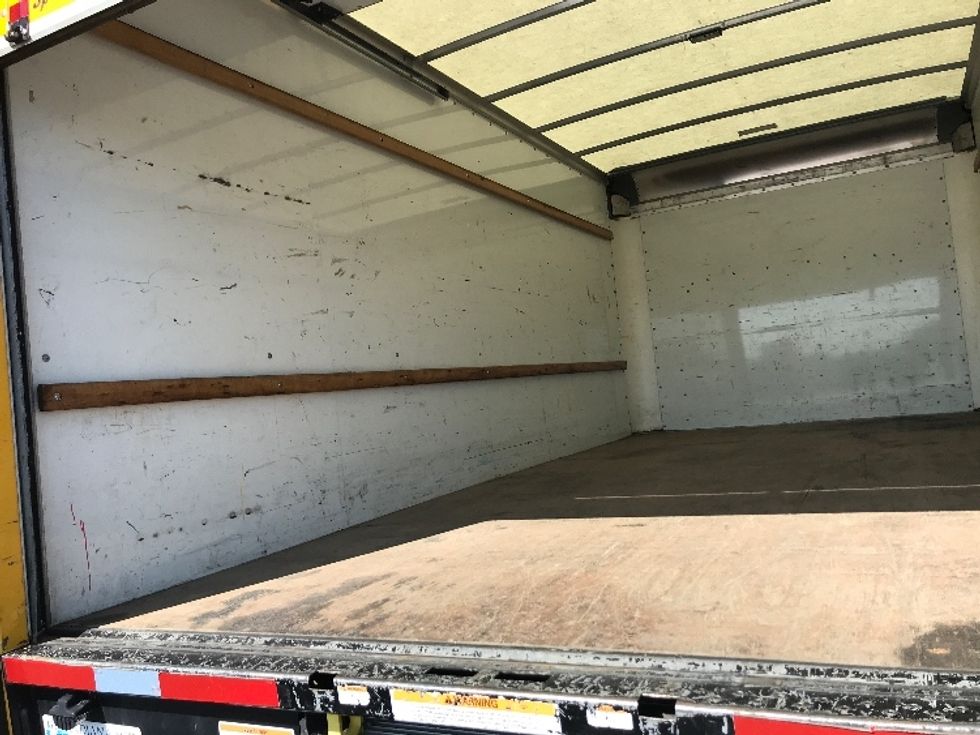 Light Duty Box Truck-Light and Medium Duty Trucks-GMC-2021-Savana G33903-White Deer-PA-90,684\n\t\tmiles-$ 25,250 - Image 9