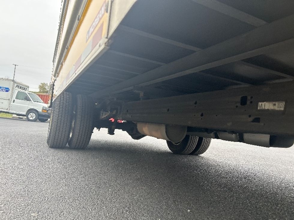 Light Duty Box Truck-Light and Medium Duty Trucks-GMC-2021-Savana G33903-White Deer-PA-93,398\n\t\tmiles-$ 26,500 - Image 14