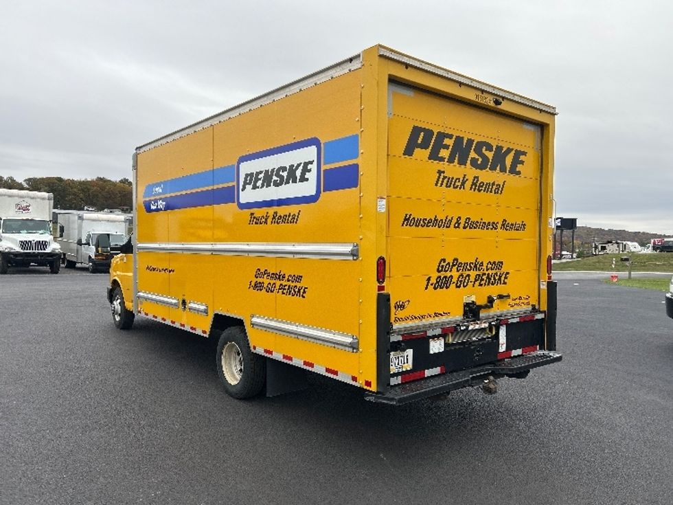 Light Duty Box Truck-Light and Medium Duty Trucks-GMC-2021-Savana G33903-White Deer-PA-93,398\n\t\tmiles-$ 26,500 - Image 6