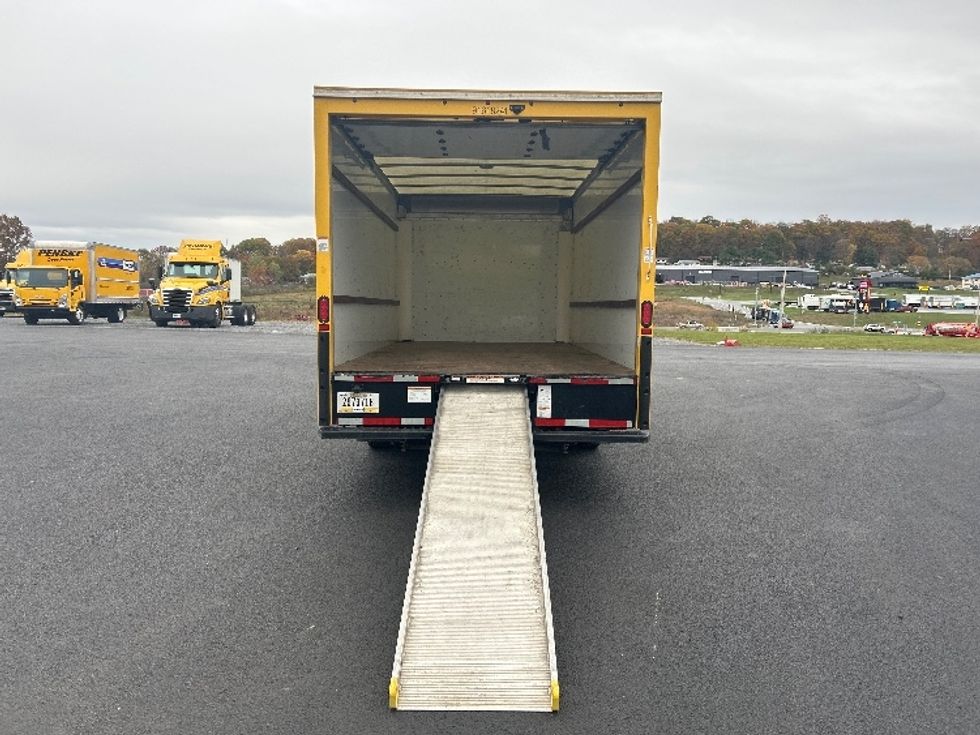 Light Duty Box Truck-Light and Medium Duty Trucks-GMC-2021-Savana G33903-White Deer-PA-93,398\n\t\tmiles-$ 26,500 - Image 9