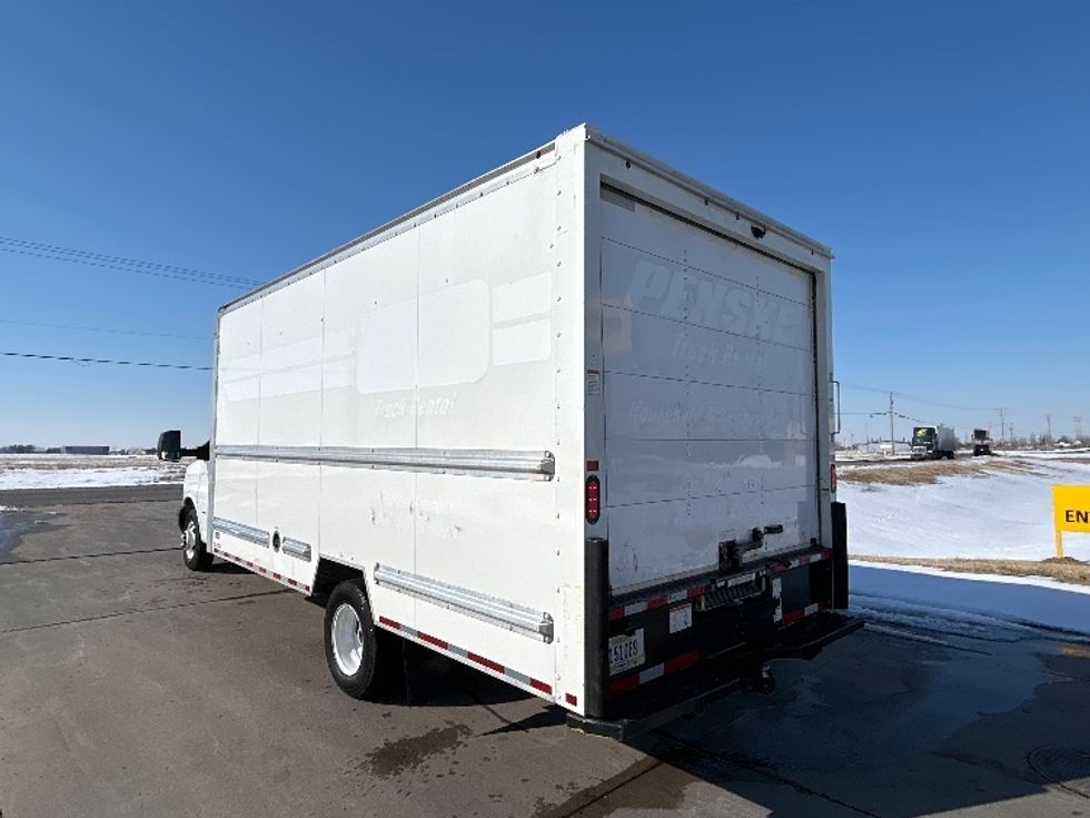 Light Duty Box Truck-Light and Medium Duty Trucks-GMC-2021-Savana G33903-Wichita-KS-106,280\n\t\tmiles-$ 28,750 - Image 6