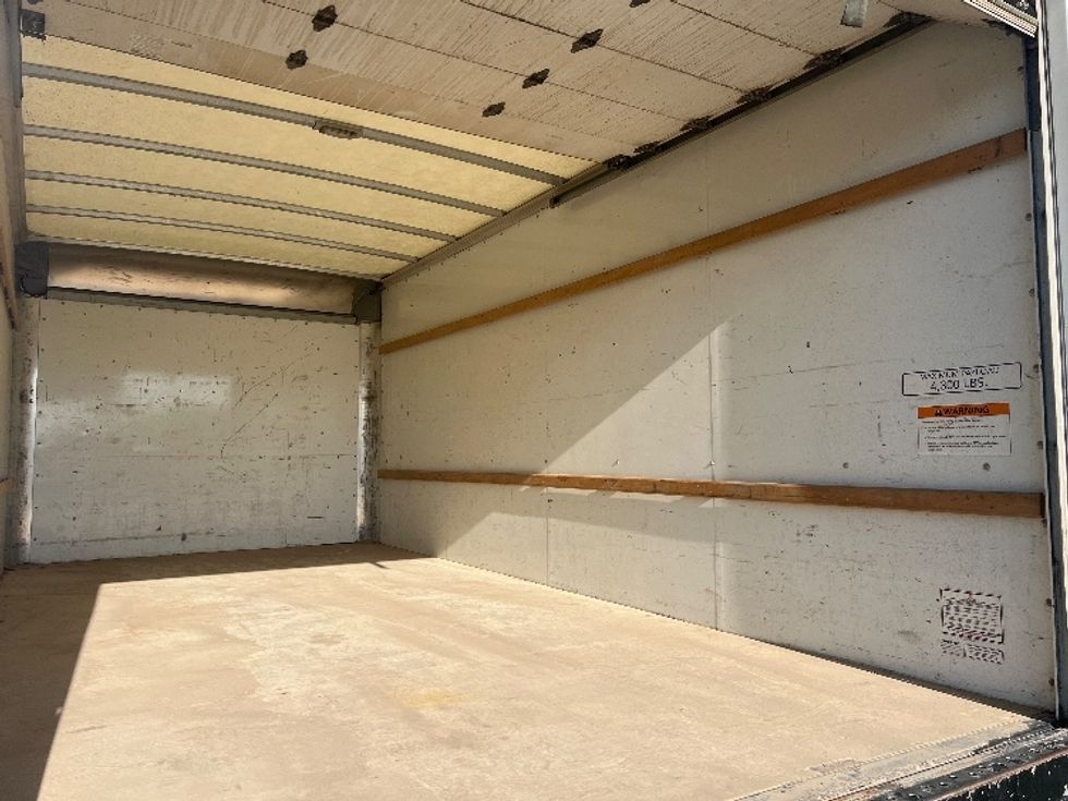 Light Duty Box Truck-Light and Medium Duty Trucks-GMC-2021-Savana G33903-Wichita-KS-122,935\n\t\tmiles-$ 26,250 - Image 10