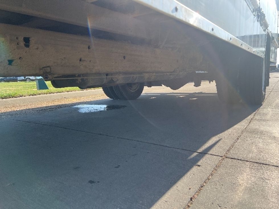 Light Duty Box Truck-Light and Medium Duty Trucks-GMC-2021-Savana G33903-Wichita-KS-122,935\n\t\tmiles-$ 26,250 - Image 5