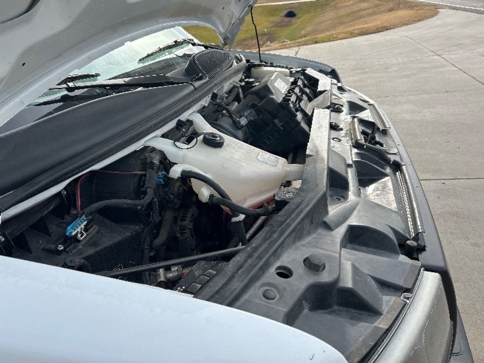 Light Duty Box Truck-Light and Medium Duty Trucks-GMC-2021-Savana G33903-Wichita-KS-86,962\n\t\tmiles-$ 30,750 - Image 22