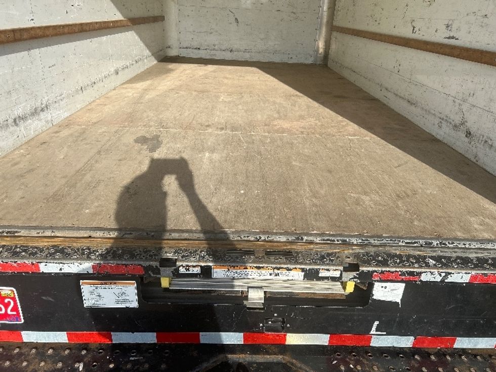 Light Duty Box Truck-Light and Medium Duty Trucks-GMC-2021-Savana G33903-Wichita-KS-89,745\n\t\tmiles-$ 28,500 - Image 10