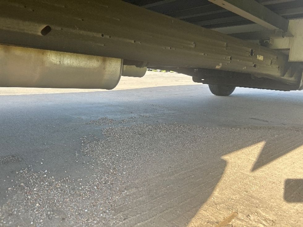 Light Duty Box Truck-Light and Medium Duty Trucks-GMC-2021-Savana G33903-Wichita-KS-89,745\n\t\tmiles-$ 28,500 - Image 14