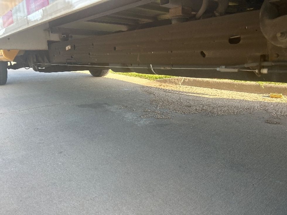 Light Duty Box Truck-Light and Medium Duty Trucks-GMC-2021-Savana G33903-Wichita-KS-89,745\n\t\tmiles-$ 28,500 - Image 5