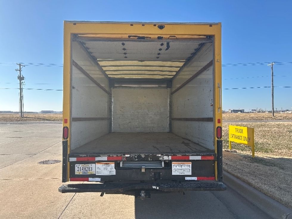 Light Duty Box Truck-Light and Medium Duty Trucks-GMC-2021-Savana G33903-Wichita-KS-94,362\n\t\tmiles-$ 27,000 - Image 8
