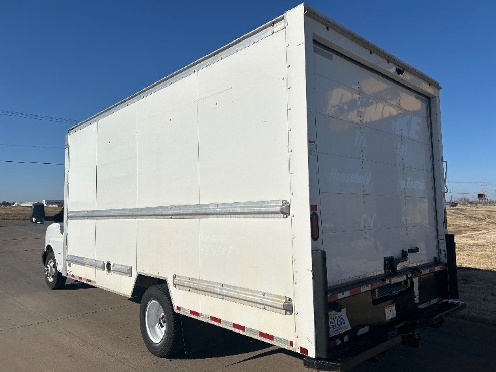 Light Duty Box Truck-Light and Medium Duty Trucks-GMC-2021-Savana G33903-Wichita-KS-97,347\n\t\tmiles-$ 29,750 - Image 6