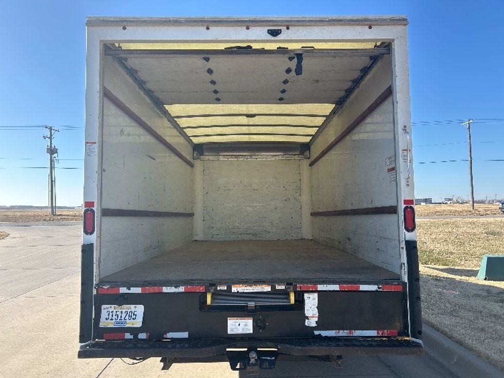 Light Duty Box Truck-Light and Medium Duty Trucks-GMC-2021-Savana G33903-Wichita-KS-97,347\n\t\tmiles-$ 29,750 - Image 8
