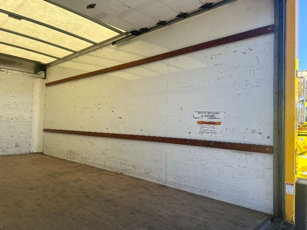 Light Duty Box Truck-Light and Medium Duty Trucks-GMC-2021-Savana G33903-Wilkes Barre-PA-88,232\n\t\tmiles-$ 27,000 - Image 10