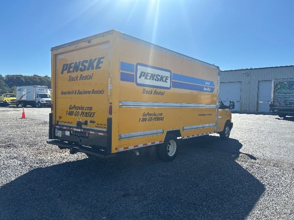 Light Duty Box Truck-Light and Medium Duty Trucks-GMC-2021-Savana G33903-Wilkes Barre-PA-88,232\n\t\tmiles-$ 27,000 - Image 11