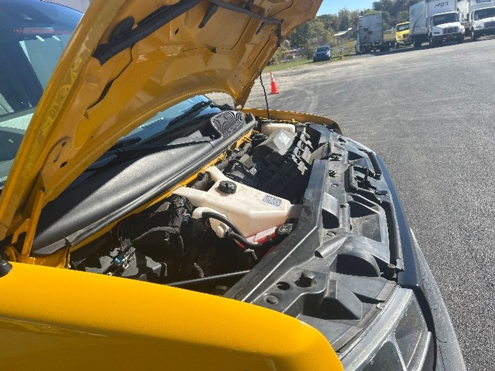 Light Duty Box Truck-Light and Medium Duty Trucks-GMC-2021-Savana G33903-Wilkes Barre-PA-88,232\n\t\tmiles-$ 27,000 - Image 20