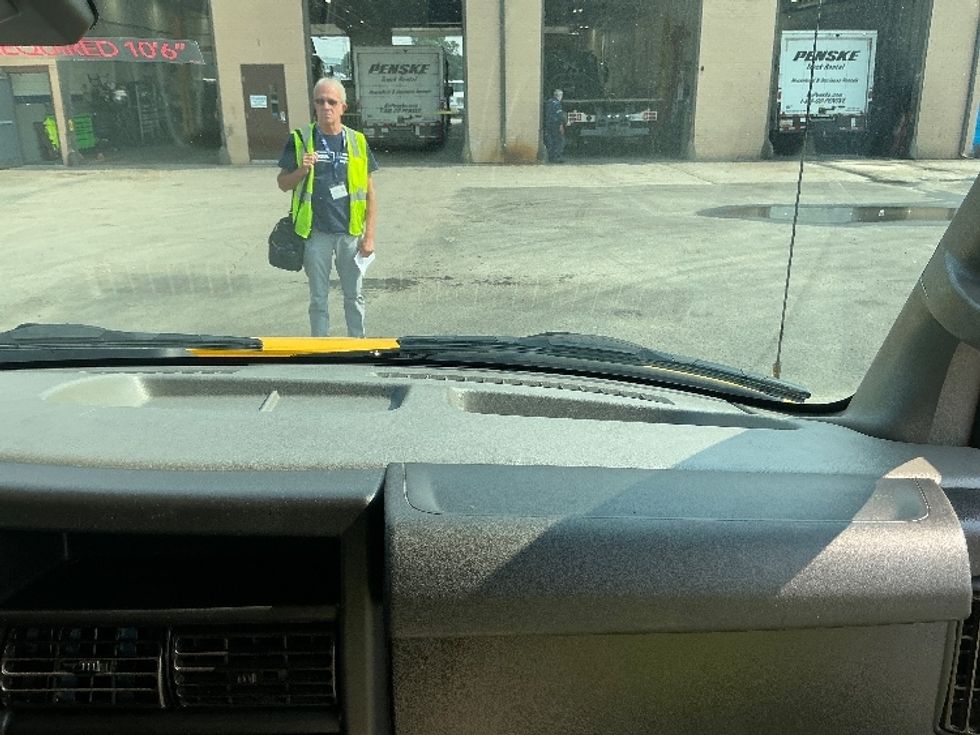 Light Duty Box Truck-Light and Medium Duty Trucks-GMC-2021-Savana G33903-Wilkes Barre-PA-88,914\n\t\tmiles-$ 25,500 - Image 19