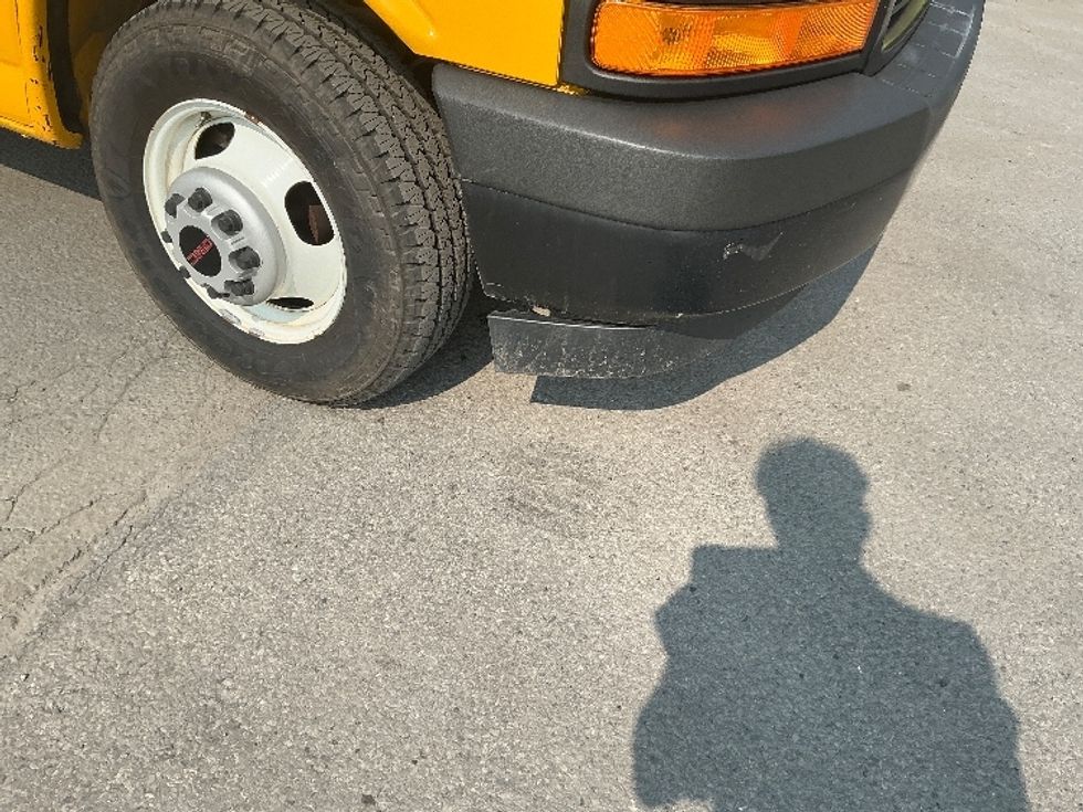 Light Duty Box Truck-Light and Medium Duty Trucks-GMC-2021-Savana G33903-Wilkes Barre-PA-88,914\n\t\tmiles-$ 25,500 - Image 25