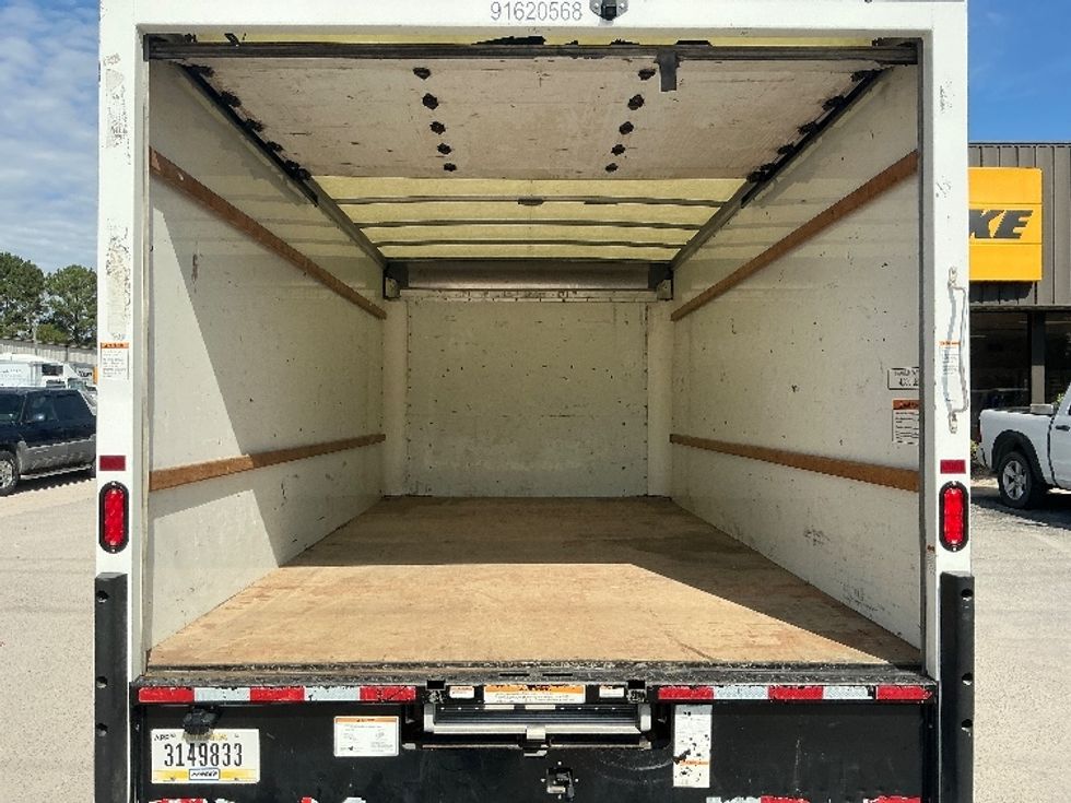 Light Duty Box Truck-Light and Medium Duty Trucks-GMC-2021-Savana G33903-Wilmington-NC-112,777\n\t\tmiles-$ 28,250 - Image 8