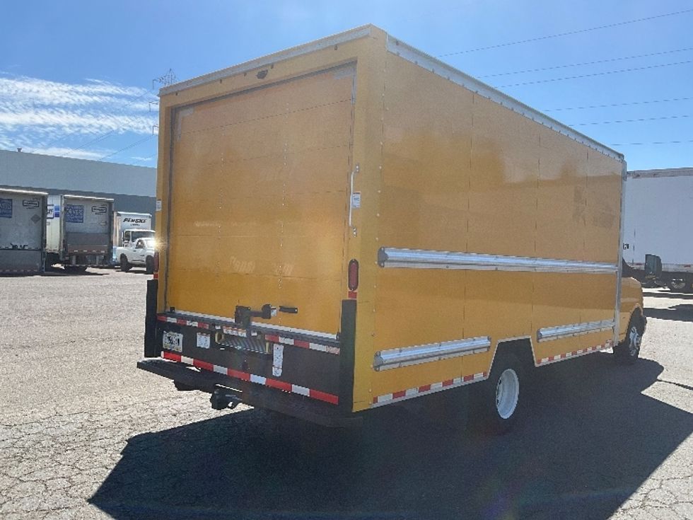Light Duty Box Truck-Light and Medium Duty Trucks-GMC-2021-Savana G33903-Wilsonville-OR-106,769\n\t\tmiles-$ 23,500 - Image 13