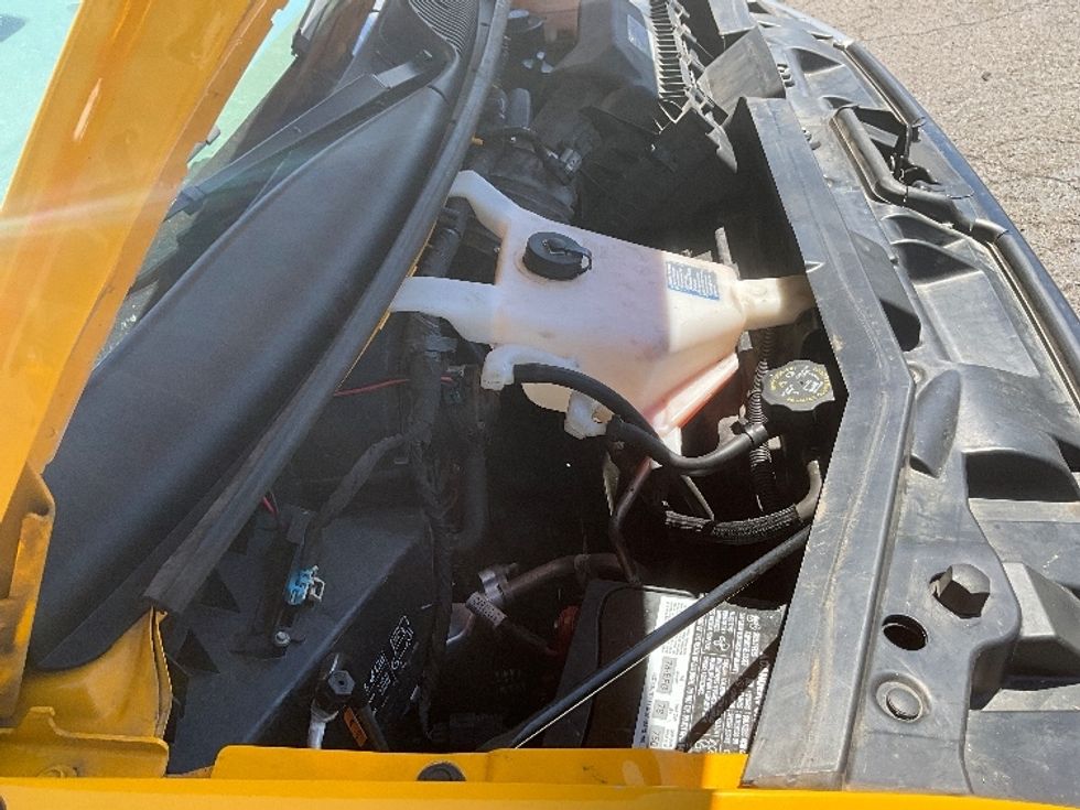 Light Duty Box Truck-Light and Medium Duty Trucks-GMC-2021-Savana G33903-Wilsonville-OR-106,769\n\t\tmiles-$ 23,500 - Image 22