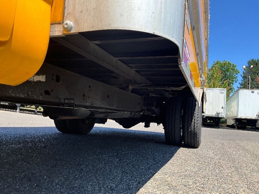 Light Duty Box Truck-Light and Medium Duty Trucks-GMC-2021-Savana G33903-Wilsonville-OR-106,769\n\t\tmiles-$ 23,500 - Image 5